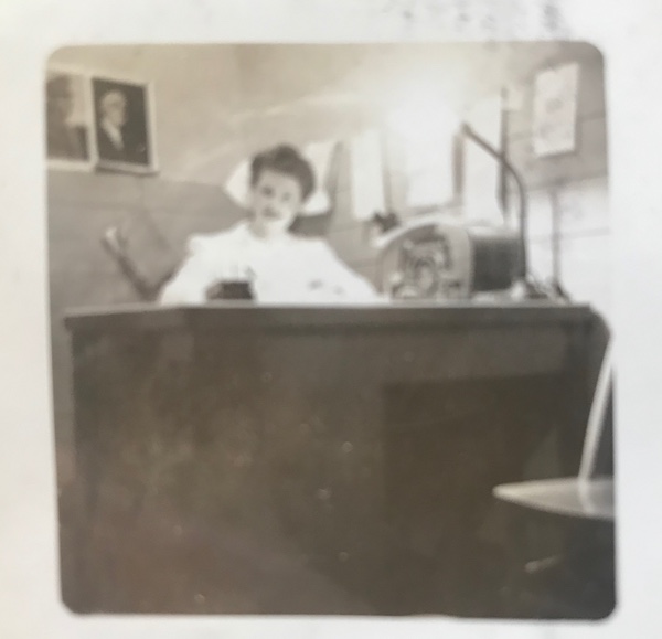 1942